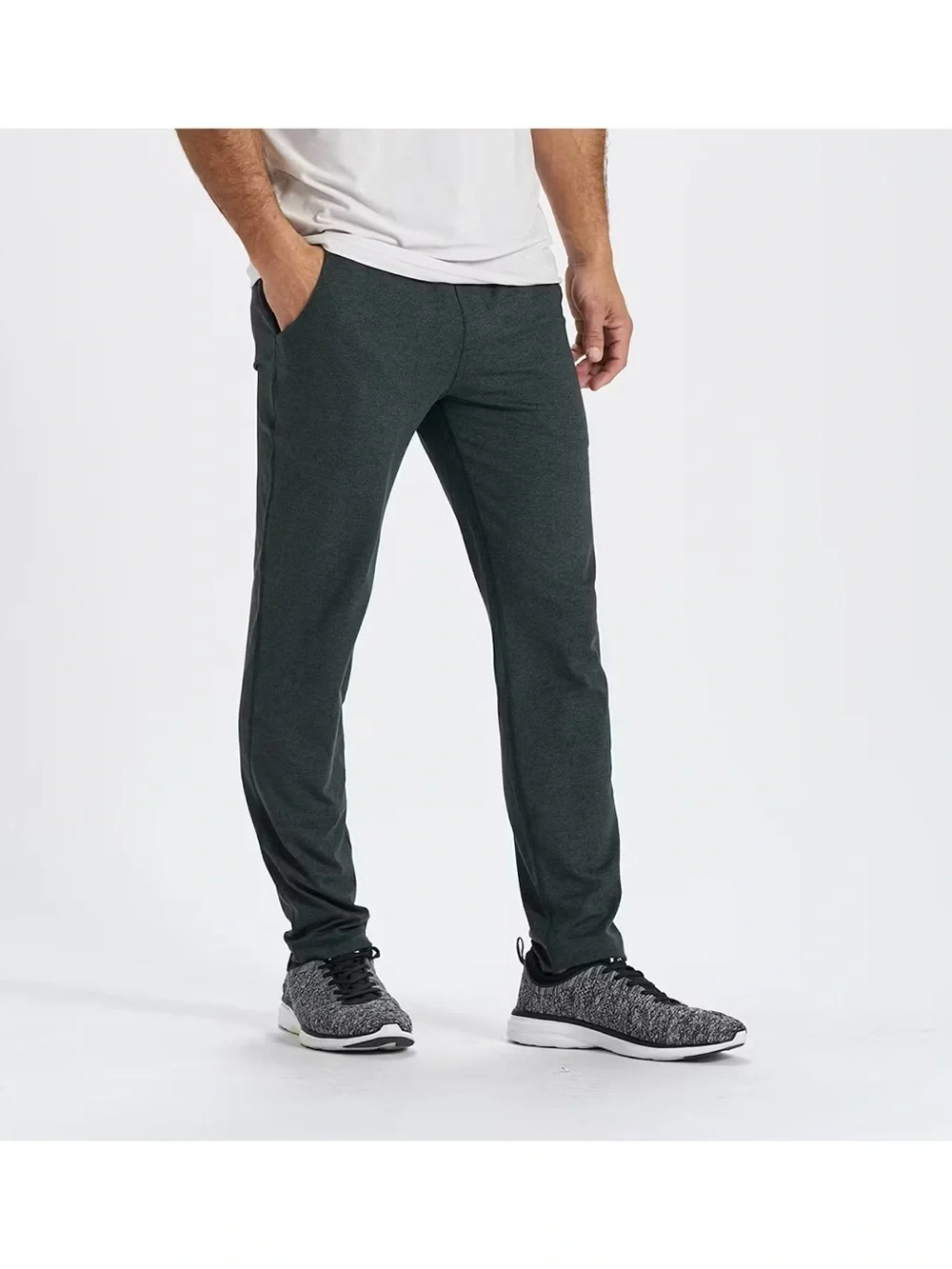 NEW Men’s Vuori ponto performance pant in blackened green heather